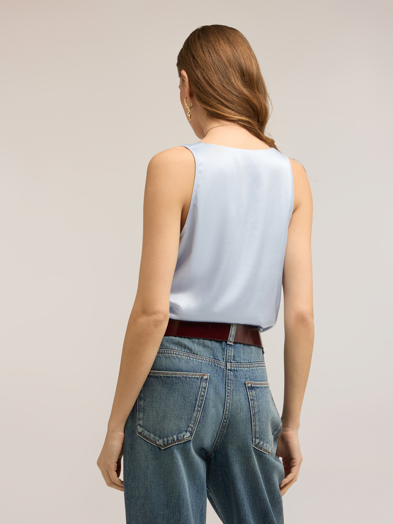 Wide shoulder satin top image number 1