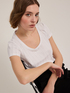 T-shirt in cotone con righe in strass image number 3