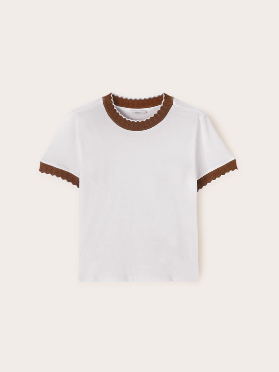 T-shirt con bordi in maglia