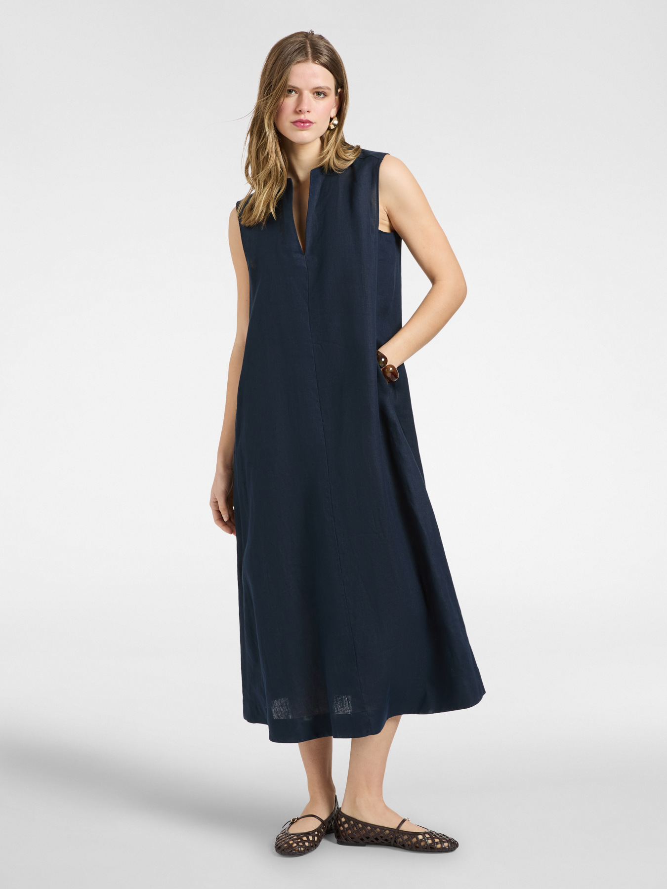 Long linen dress with V-neck