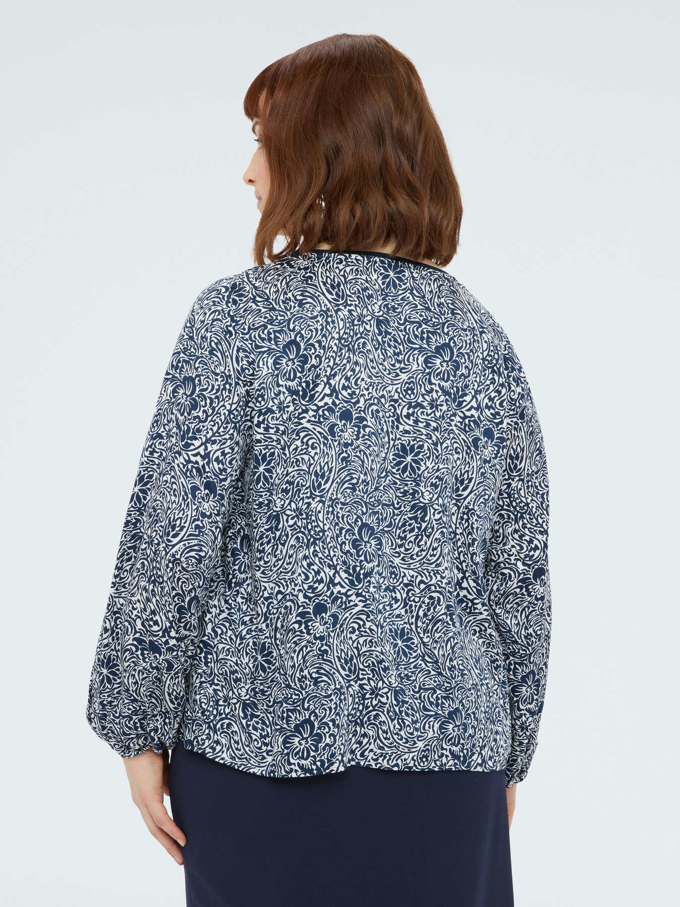 Bluse mit Blumendruck image number 1