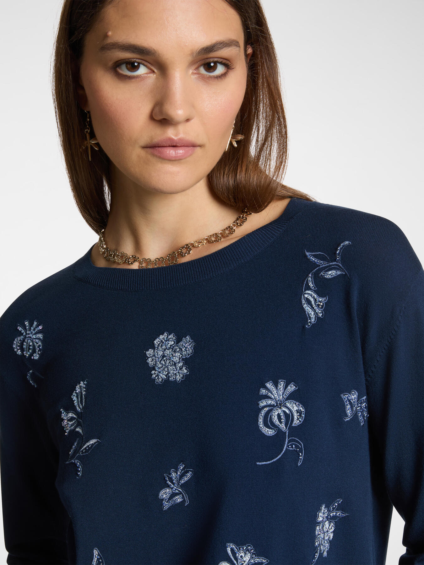 Floral sweater image number 3