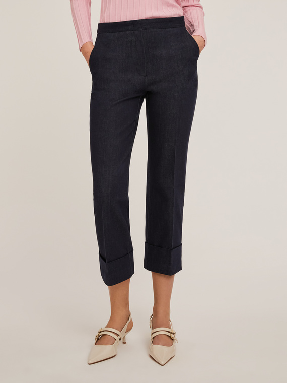Jeans sartoriale con risvolto
