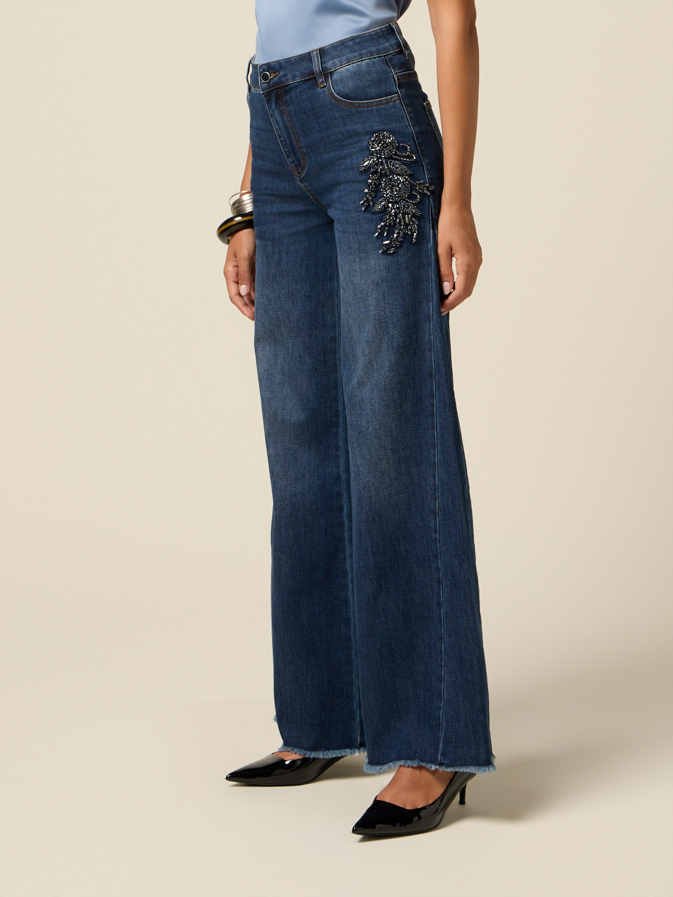 Jeans a palazzo con patch gioiello image number 3