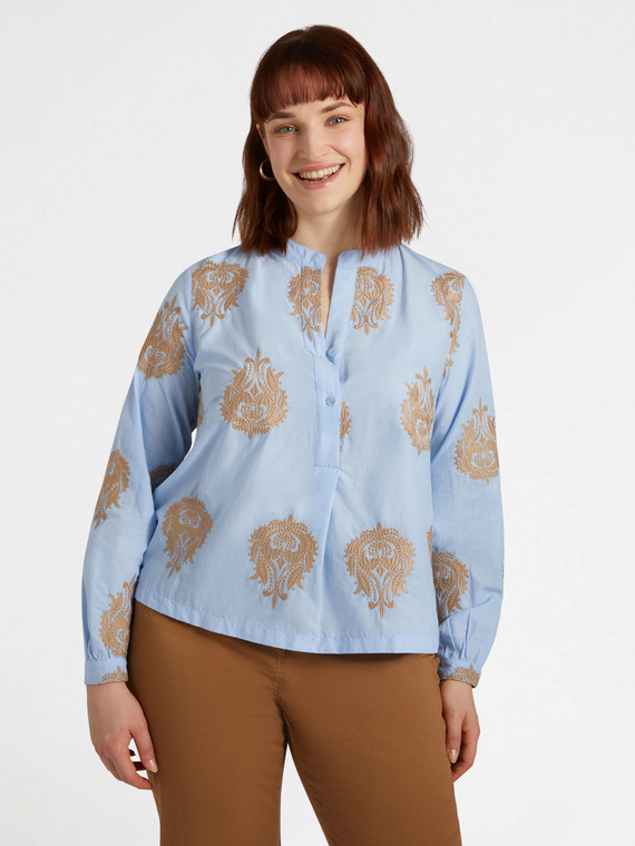 Bluse mit Ethno-Stickereien