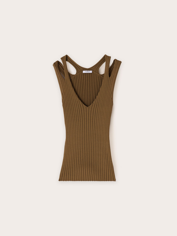 Top en maille avec découpes