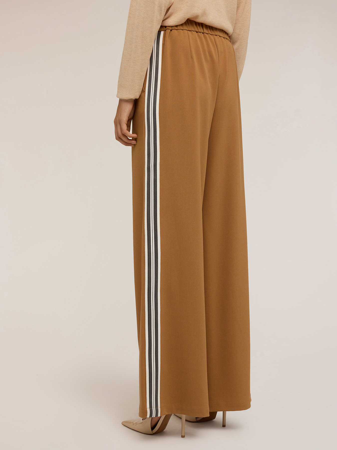 Palazzo pants with side stripe image number 1