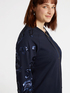 Sweatshirt mit bestickten Ärmeln image number 3