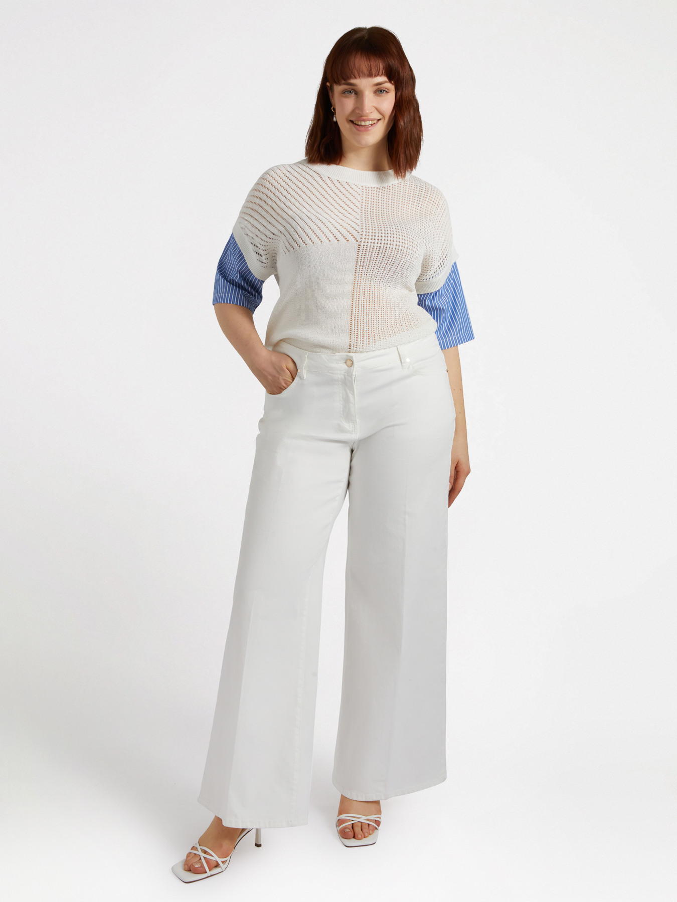 Maglia traforata con maniche a righe image number 0