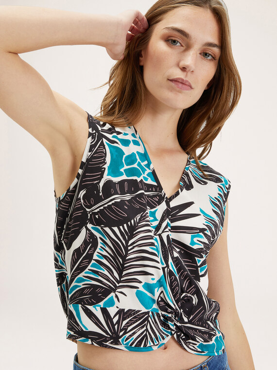 Top corto con nodo fantasia tropical