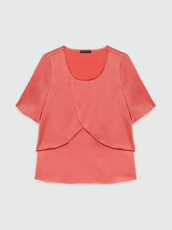 Bluse mit Volants und Stickerei