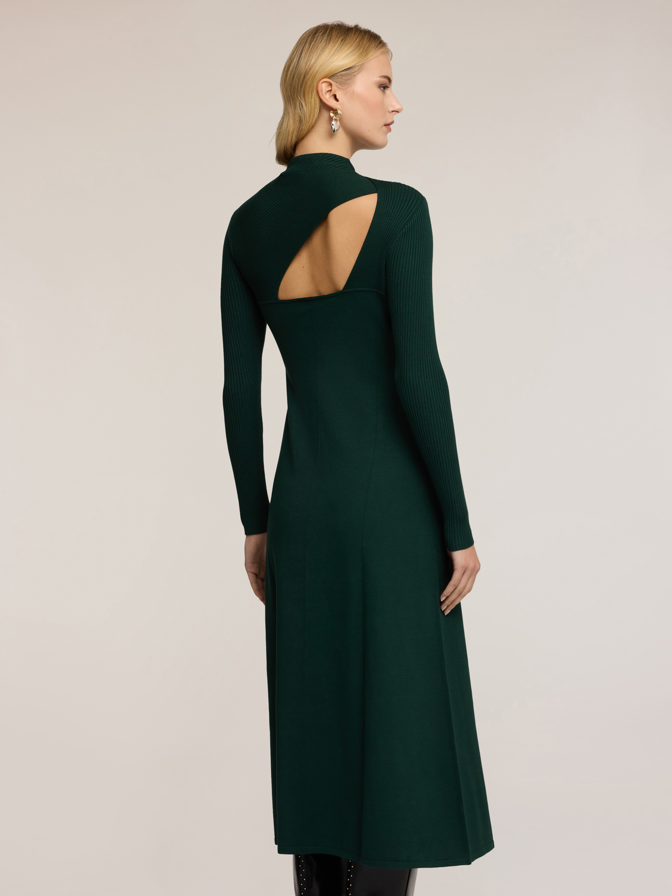 Midi knit dress with back cut-out image number 1