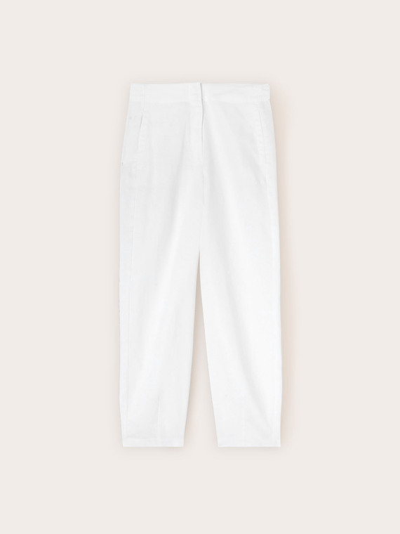 Pantaloni cu pliuri la bază din amestec de in