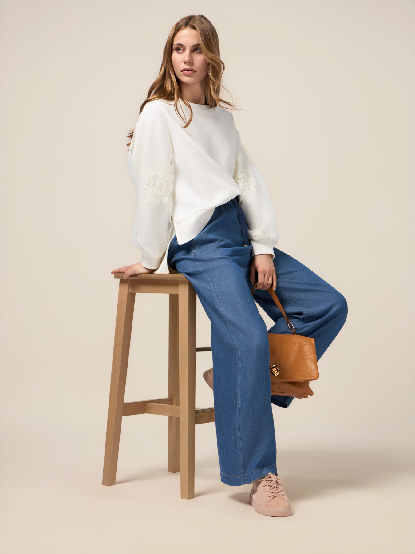 Pantaloni palazzo din tencel cu efect de denim image number 0
