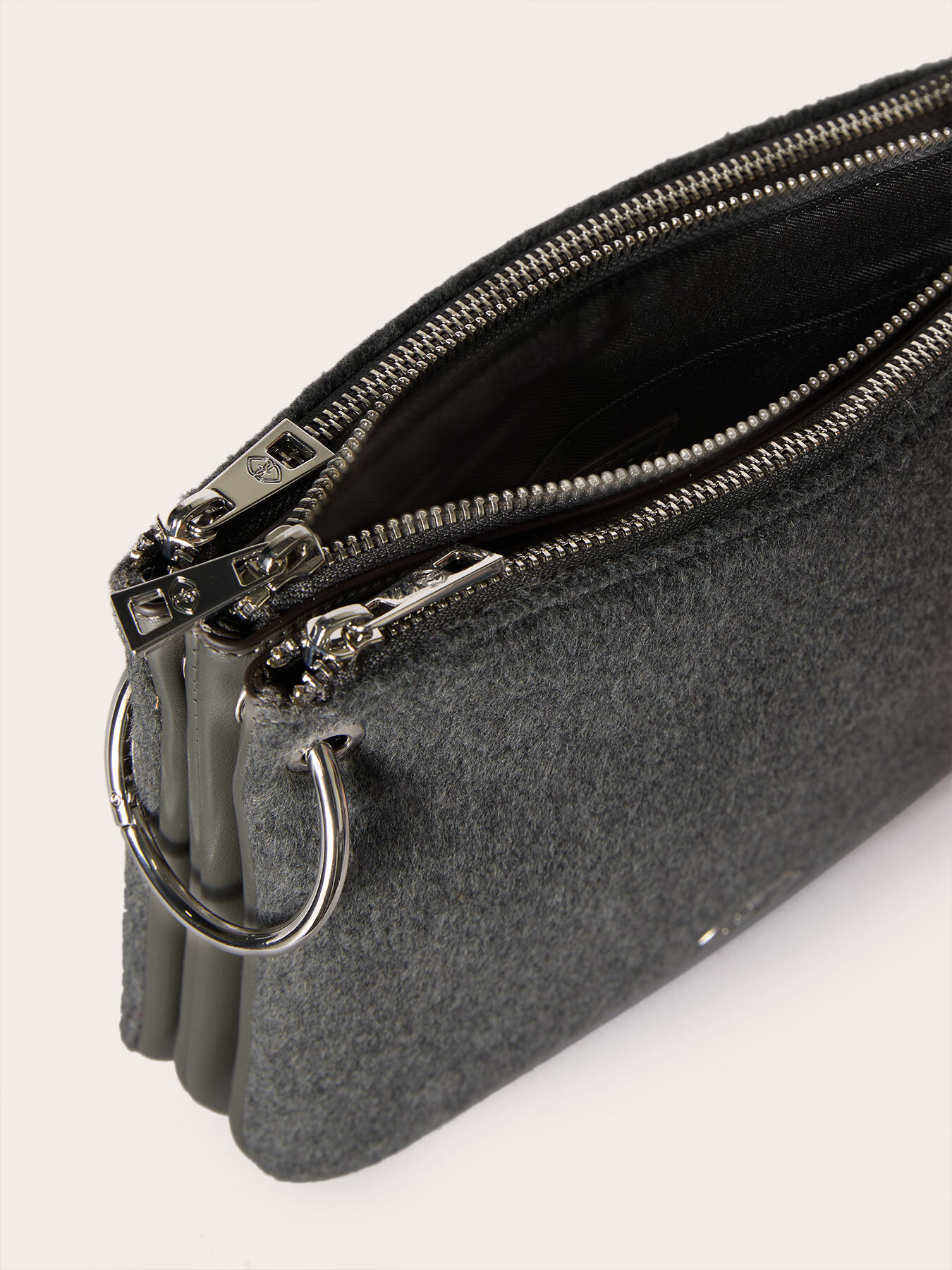 Borsa twins in tessuto spalmato e panno image number 4