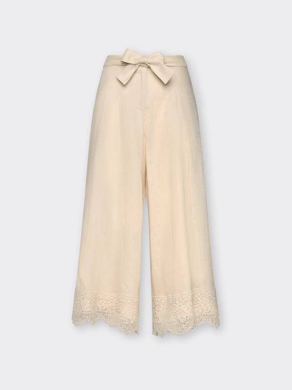 Pantaloni cropped in lino con pizzo
