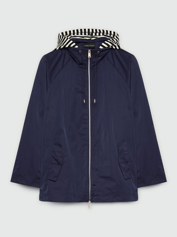 Parka mit gestreifter Kapuze