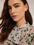 Blusa in chiffon fantasia floreale image number 4
