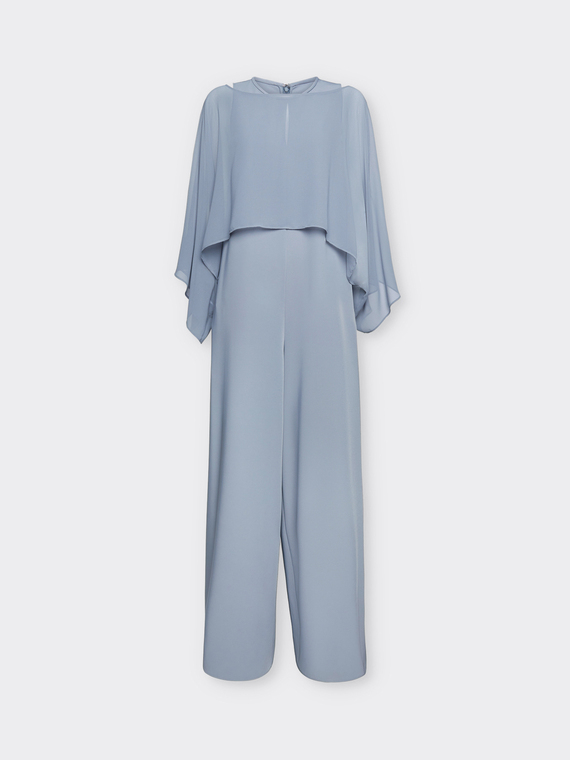 Elegant suit with jumpsuit and cape