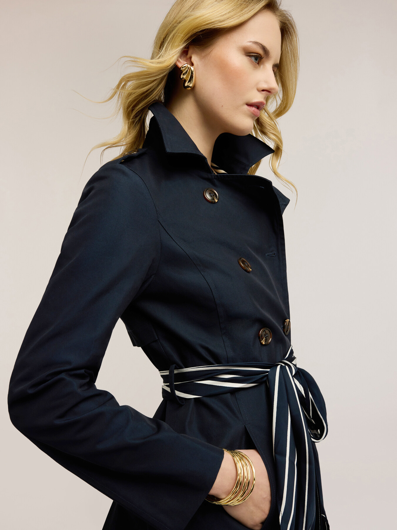 Mixed cotton drill trench coat with double belt image number 2