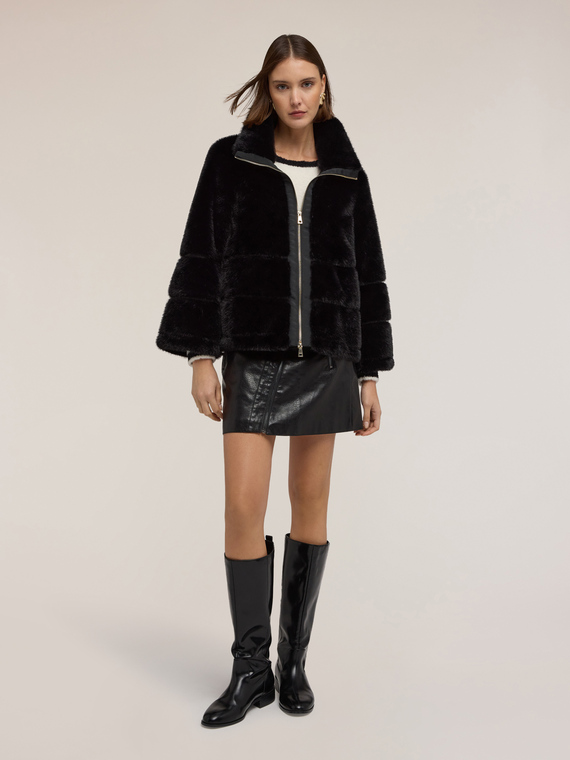 Giubbotto effetto teddy con zip