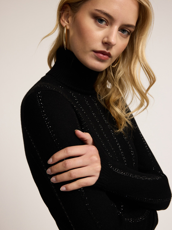 Turtleneck sweater with rhinestones