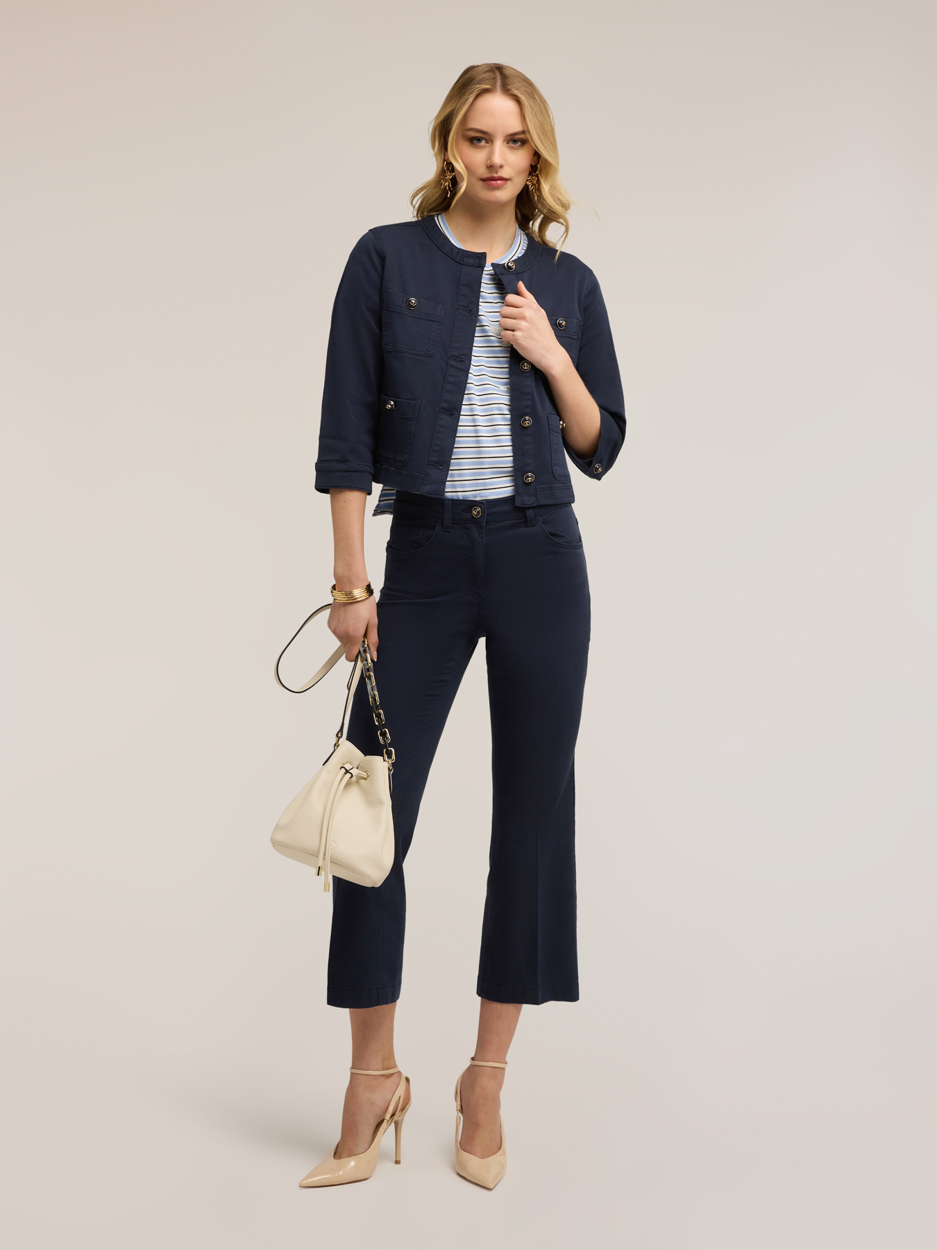 Pantalon kick flare en drill image number 0
