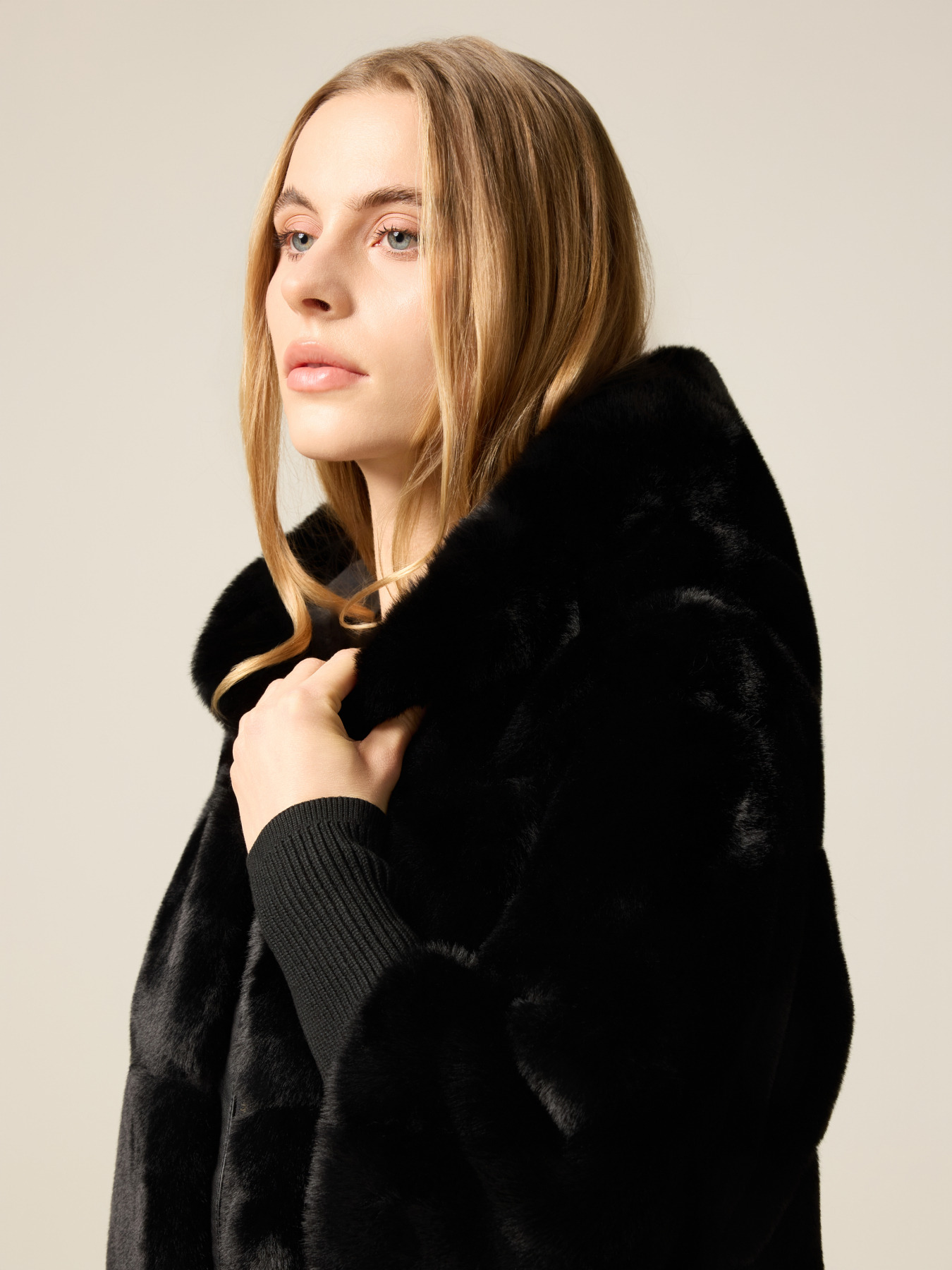 Jacke mit Kapuze image number 2