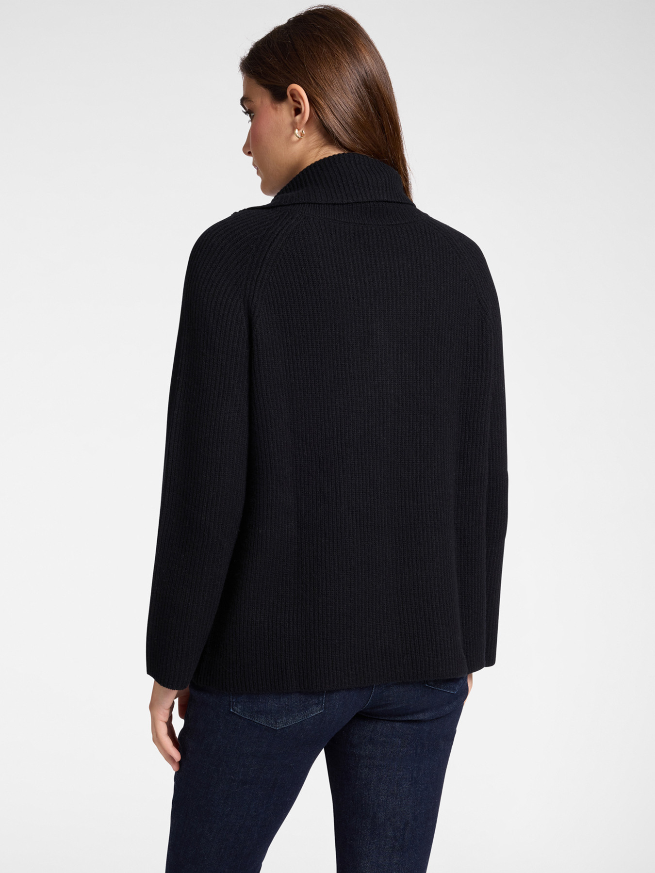 Pullover mit Zopf vorne image number 1