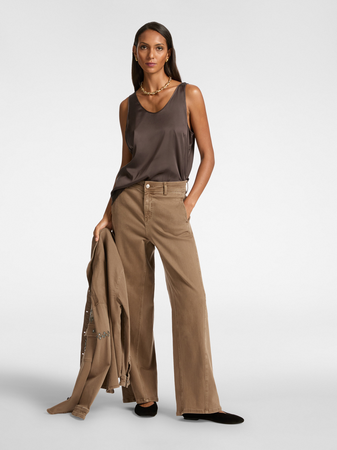 Top en satin image number 2