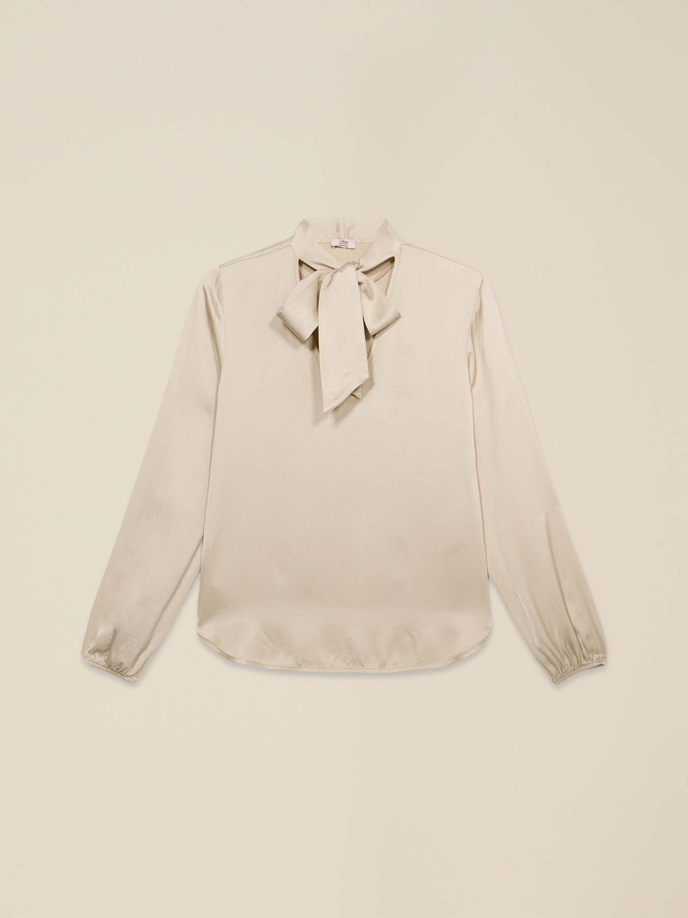 Blusa in raso con fiocco al collo image number 3