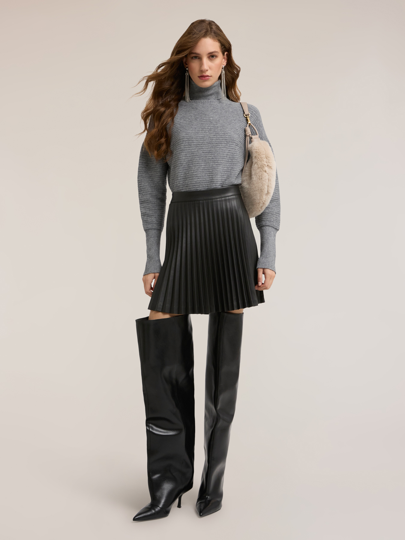 Short pleated skirt in coated fabric image number 0