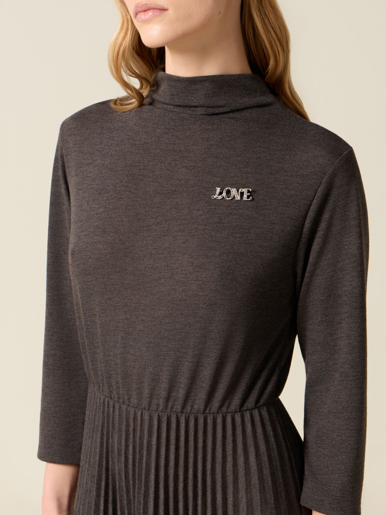 Vestito flare misto viscosa con spilla image number 2