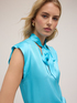 Blouse satin avec nœud image number 3