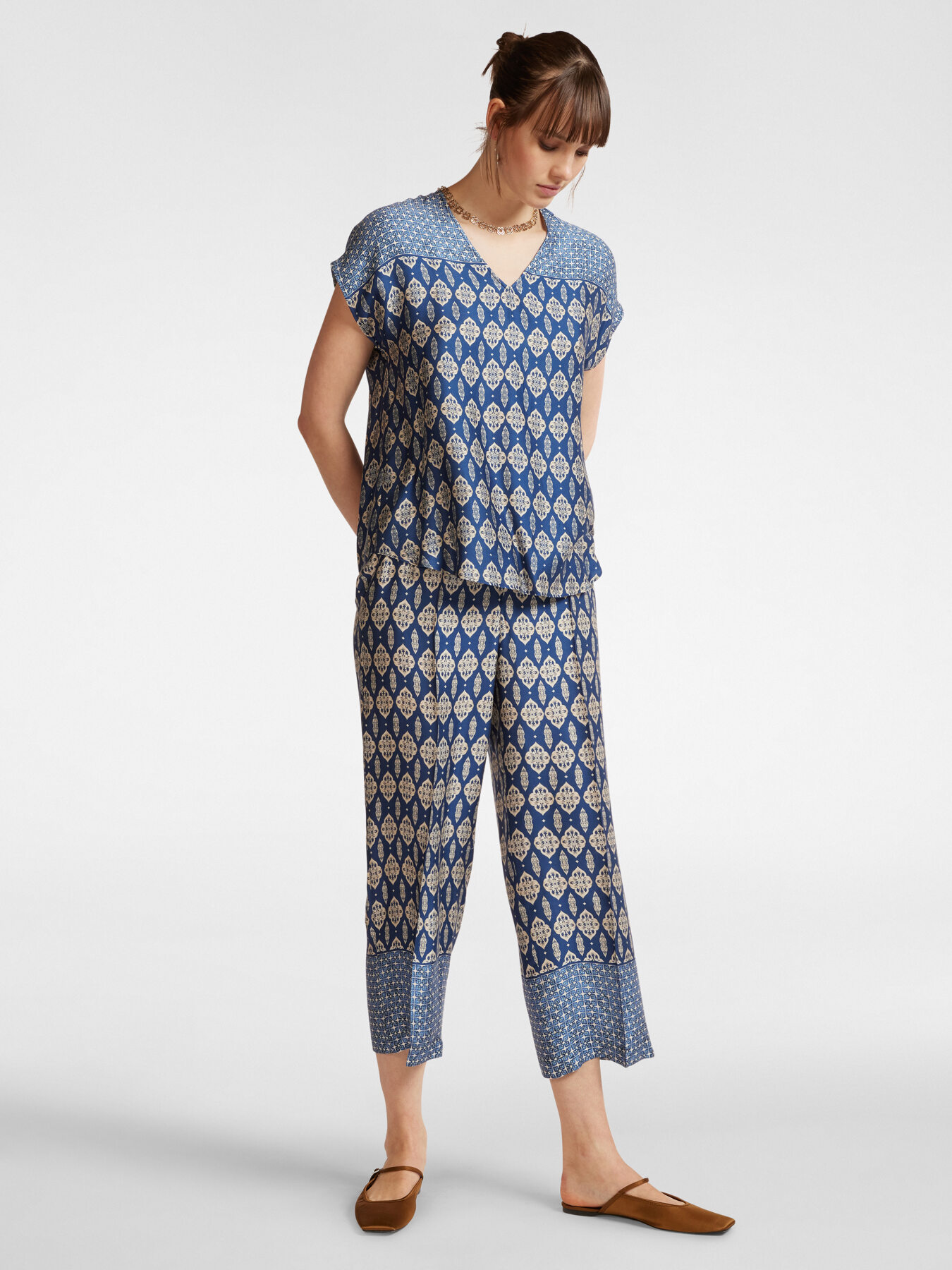 Blouse with ethnic print image number 2