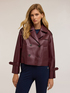 Trench-coat court croisé en tissu enduit image number 3