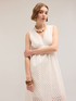 Robe longue en broderie anglaise image number 2