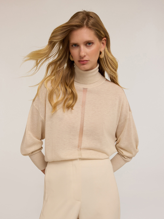 Maglia dolcevita con inserto trasparente