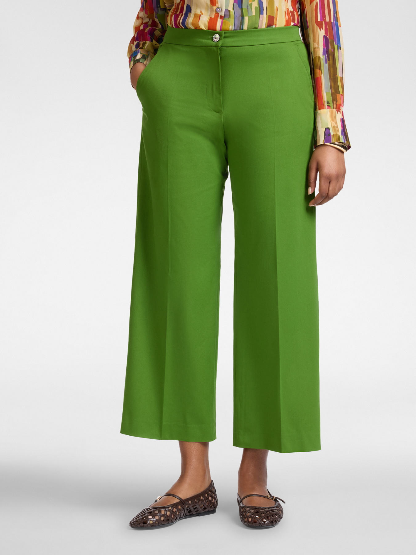 Cropped gabardine trousers image number 2