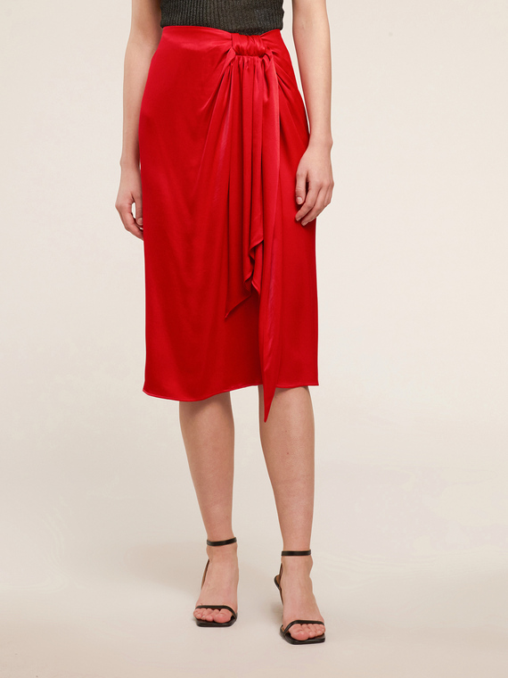 Eleganter Satin-Rock mit Torchon