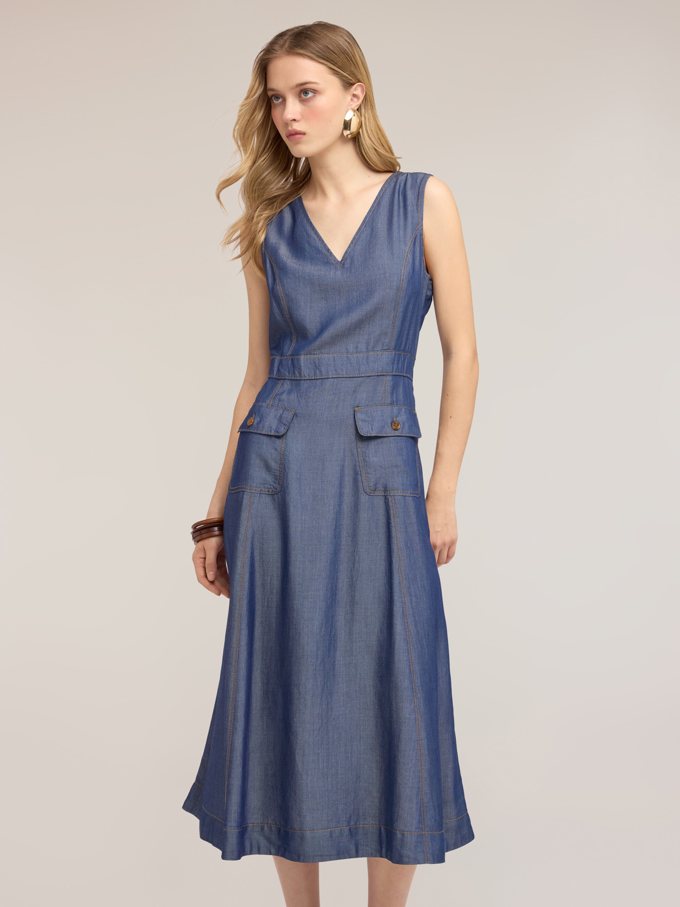 Robe ligne A en denim lyocell image number 2