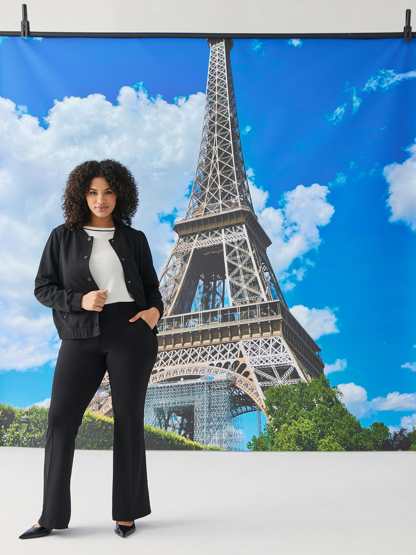 Pantaloni flare in tessuto stretch image number 0