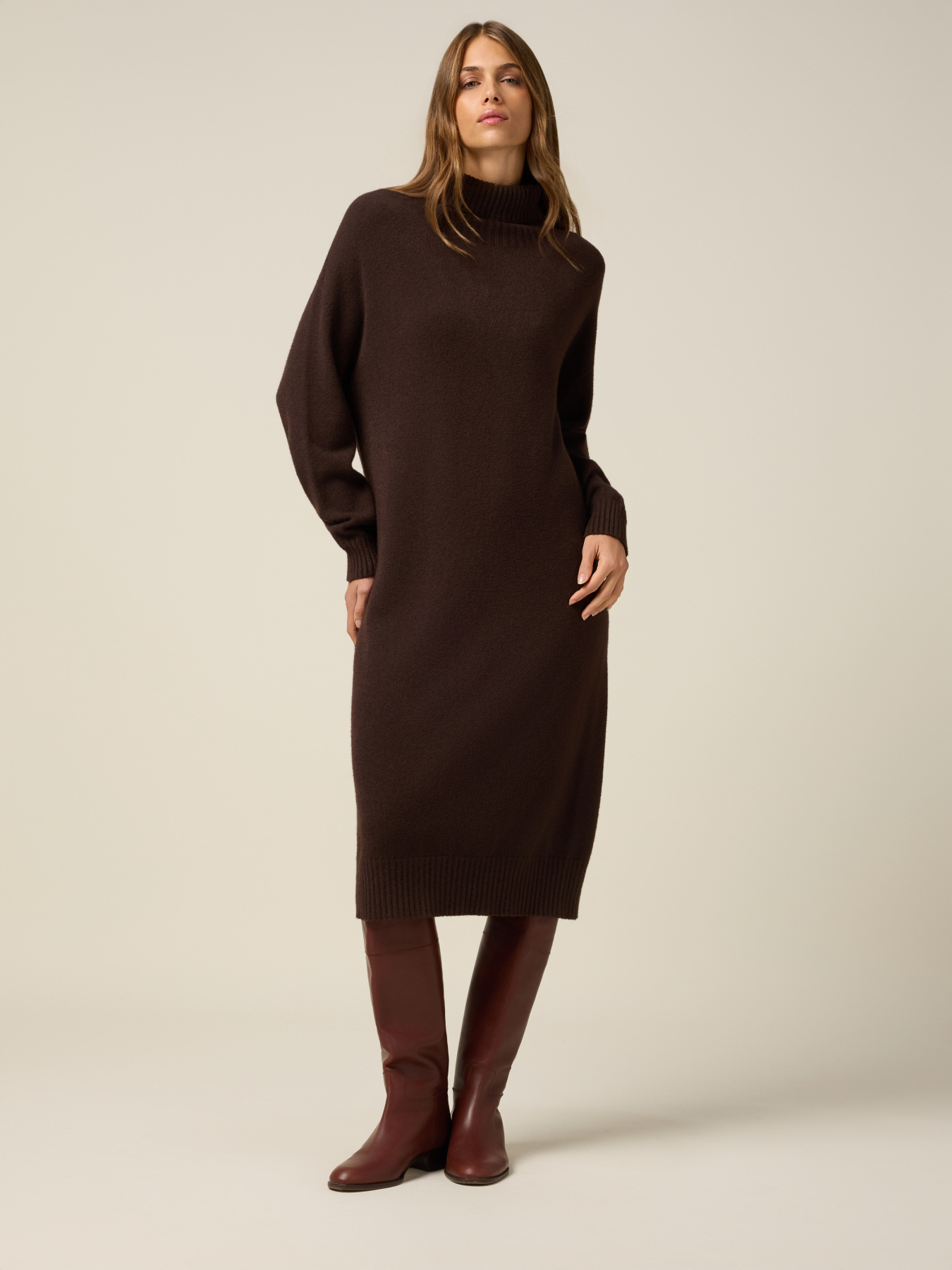 Vestito over dolcevita in maglia image number 0