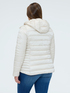 Gesteppte Daunenjacke mit abnehmbarer Kapuze image number 1