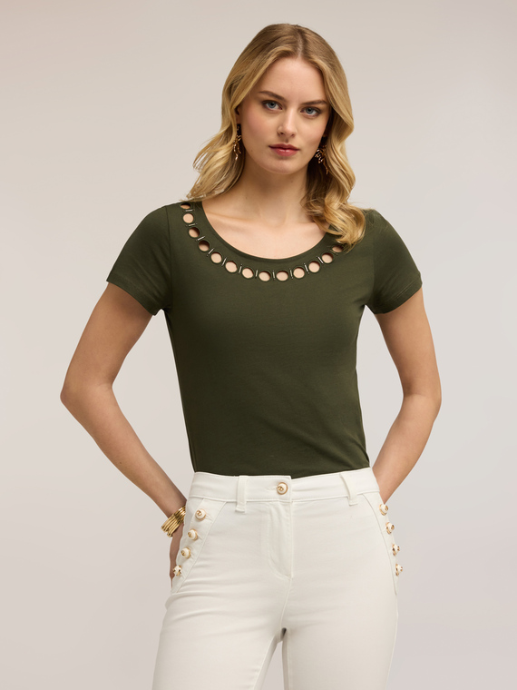 T-shirt with cut-out details