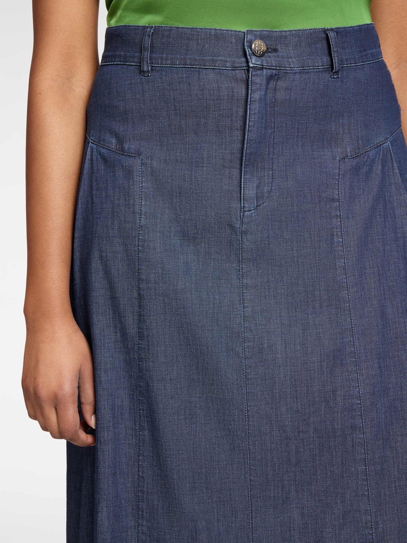 A-line midi skirt in Chambray image number 3