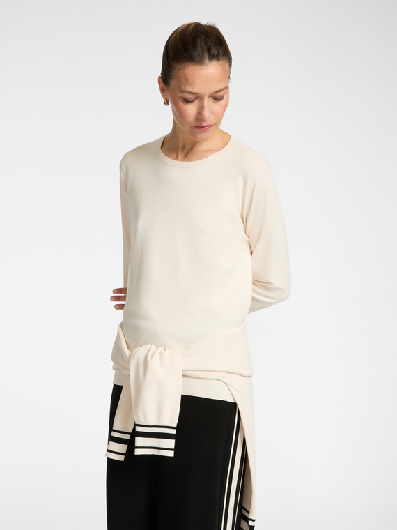 Sporty crew neck sweater
