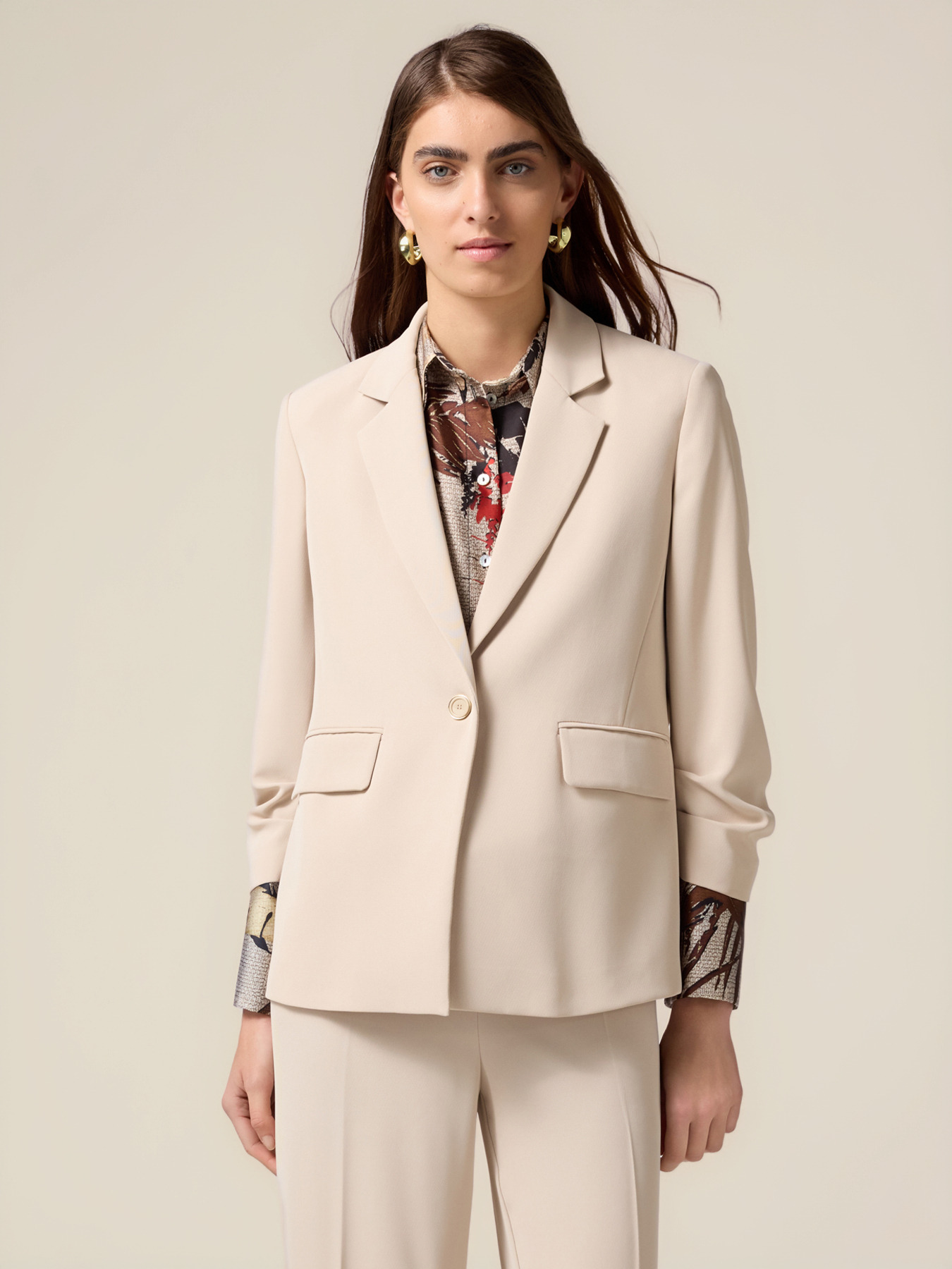Einreihiger Blazer aus fließendem Stoff image number 0