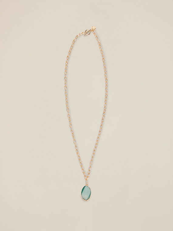 Colier cu pandantiv din piatră