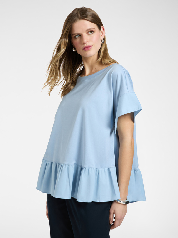 T-shirt with ruffle at the bottom